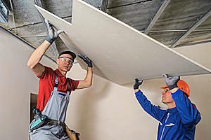10 Étapes à suivre pour poser un plafond correctement à La Chapelle-en-Juger